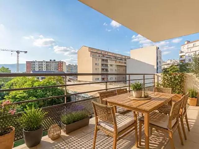 Marseille 8ème 13008 Achat / Vente appartement 3 pièces t3