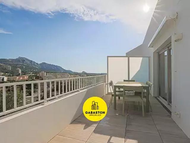 Marseille 8ème 13008 Achat / Vente appartement 3 pièces t3 au dernier étage terrasse