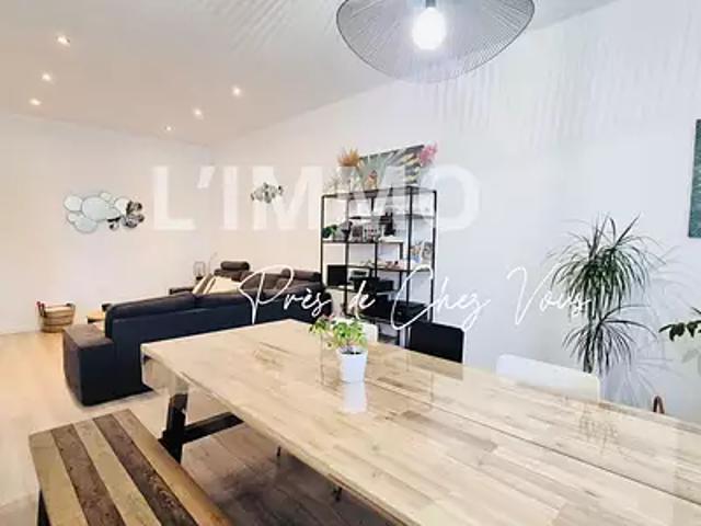 Marseille 8ème 13008 Achat / Vente maison 4 pièces t4 au dernier étage cave
