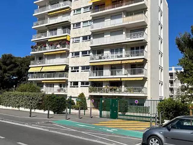 Marseille 8ème 13008 Location appartement 1 pièce t1