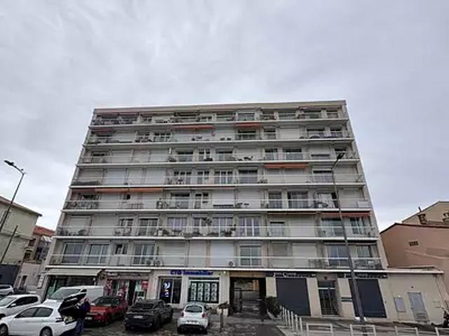 Marseille 8ème 13008 Location appartement 2 pièces t2