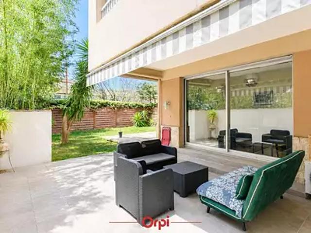 Marseille 8ème 13008 Location appartement 2 pièces t2 jardin terrasse