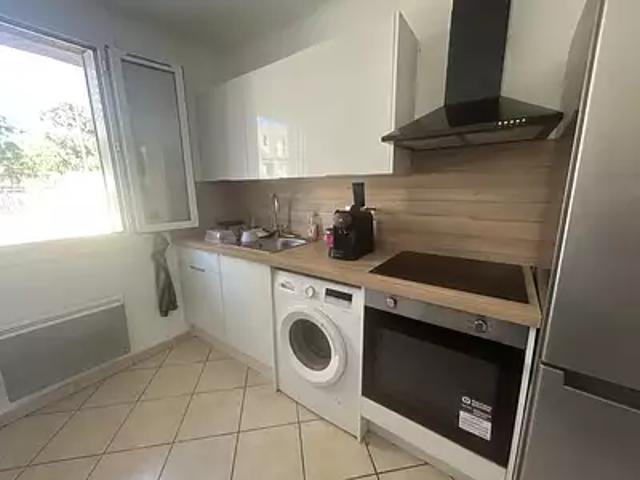 Marseille 8ème 13008 Location appartement 3 pièces t3