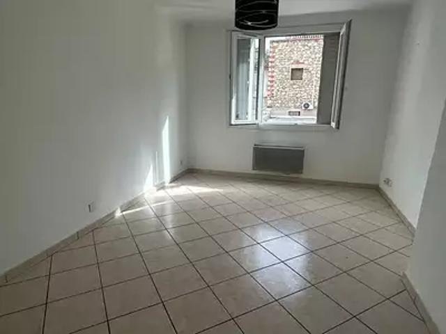 Marseille 8ème 13008 Location appartement 3 pièces t3