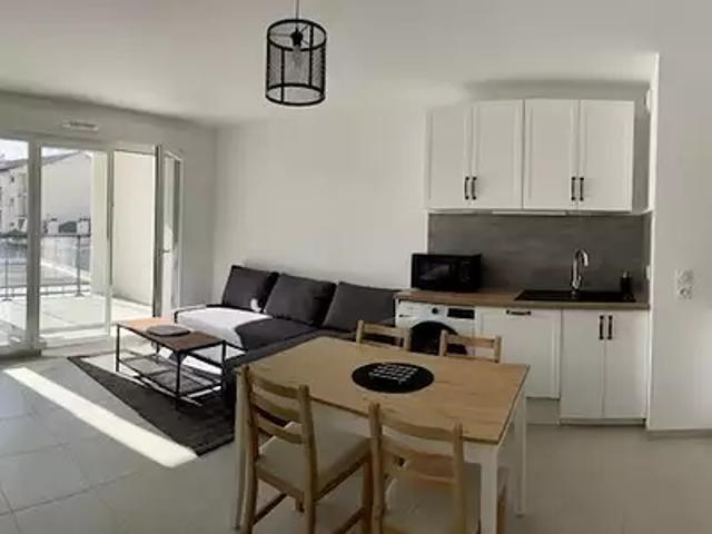 Marseille 8ème 13008 Location appartement 3 pièces t3