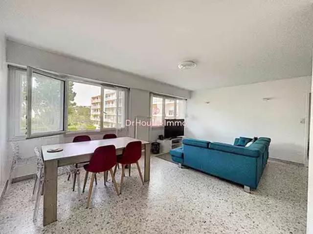 Marseille 8ème 13008 Location appartement 3 pièces t3