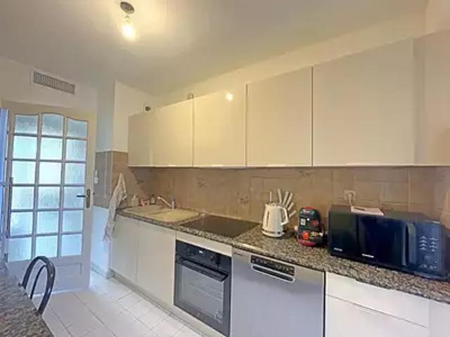 Marseille 8ème 13008 Location appartement 3 pièces t3 terrasse