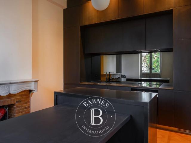 Marseille 8ème, Appartement 3 Chambres 134 m² en location
