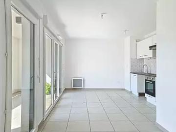 Marseille 9ème 13009 Achat / Vente appartement 2 pièces t2 au dernier étage