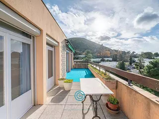 Marseille 9ème 13009 Achat / Vente appartement 3 pièces t3 au dernier étage terrasse