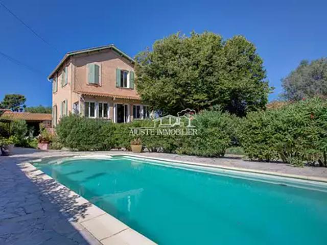 Marseille 9ème 13009 Achat / Vente maison 8 pièces t8 au dernier étage