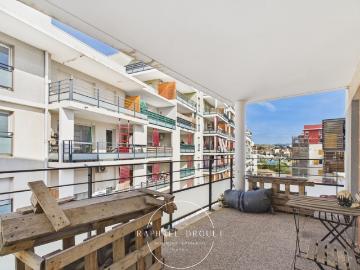 MARSEILLE SAINT LOUIS APPARTEMENT T3 – DEUX BALCONS – PARKING EN SOUS SOL