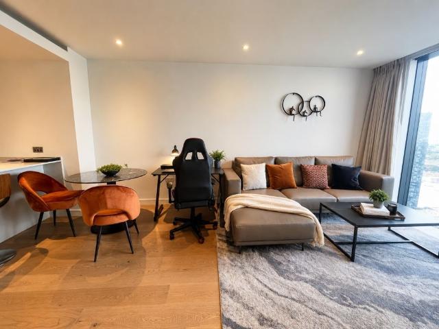 Marsh Wall E14, 1 bed flat to rent, £3,600 pcm | PrimeLocation