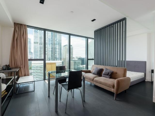 Marsh Wall E14, Studio to rent, £2,557 pcm | PrimeLocation