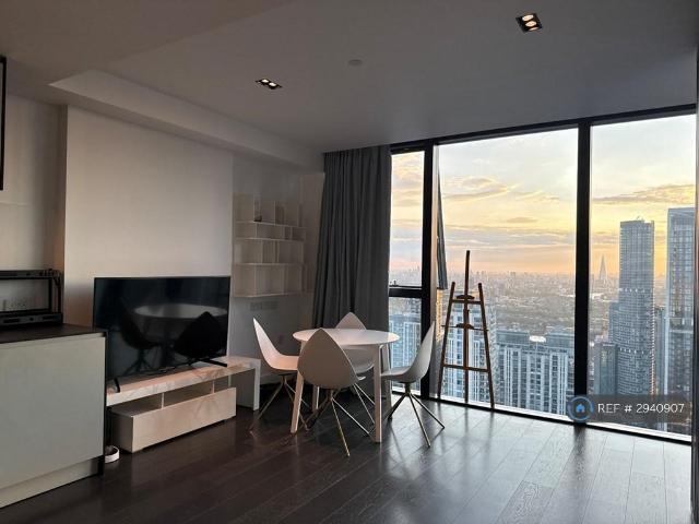 Marsh Wall, London, E14 Studio to rent £2,550 pcm £588 pw