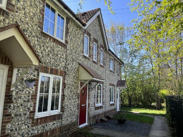 Marsh Gardens, Hedge End 2 bed house to rent £1,290 pcm £298 pw