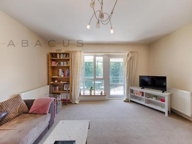 Marsh Lane, Stanmore, HA7 2 bed flat to rent £1,820 pcm £420 pw