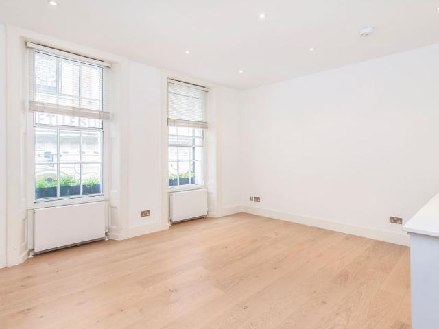Marshall Street, Carnaby W1F, Studio to rent, £2,448 pcm | PrimeLocation