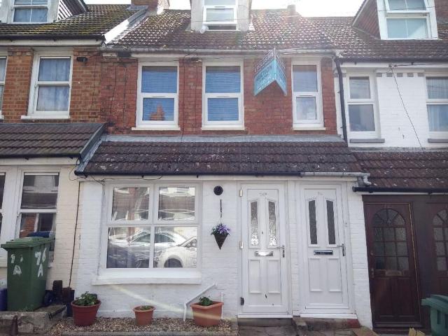 Marshall Street, Folkestone 1 bed flat to rent £750 pcm £173 pw