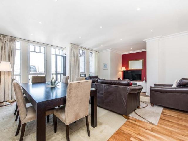 Marsham Street, Westminster, London. 2 bed flat to rent £4,767 pcm £1,100 pw
