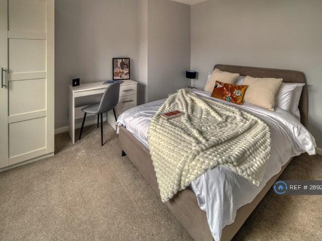 Marshfield Road, Bristol, BS16 4 bed semi detached house to rent £2,750 pcm £635 pw