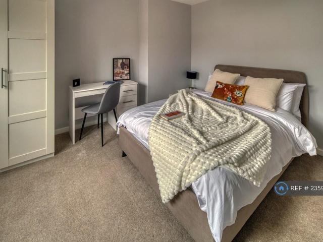 Marshfield Road, Bristol, BS16 4 bed semi detached house to rent £2,750 pcm £635 pw