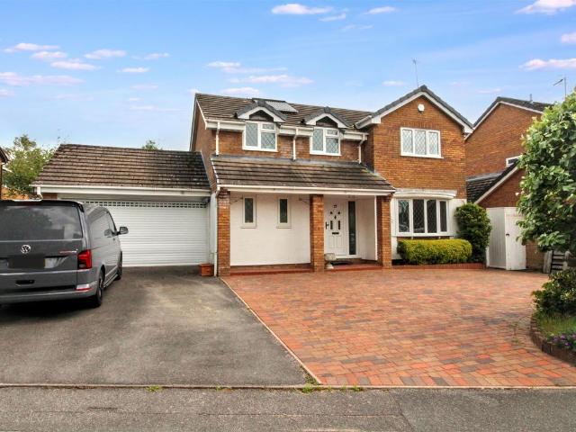 Marshwood Avenue, Poole BH17, 4 bed detached house to rent, £2,450 pcm | PrimeLocation
