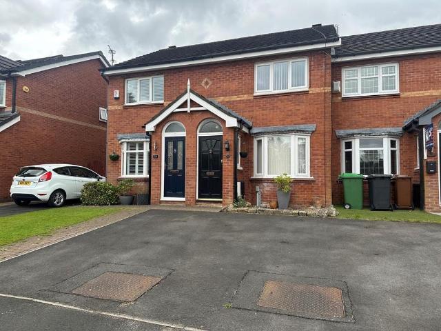 Marston Close, Failsworth, Manchester 2 bed terraced house to rent £1,250 pcm £288 pw