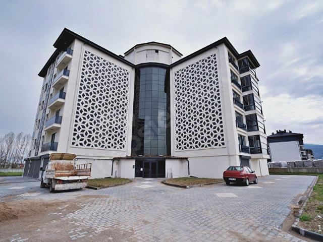 MARStan SERA AVM ARKASINDA SATILIK GENİŞ VE KULLANIŞLI 4+1 DAİRE