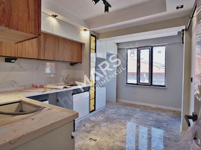 MARS'tan SPORKENT'te ARAKAT GÜNEY CEPHE SIFIR 3+1 KİRALIK DAİRE