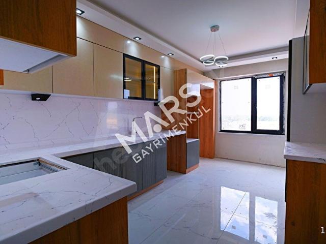 MARS'tan ZAFERTEPE'de GENİŞ M2Lİ SATILIK SIFIR 2+1 DAİRE