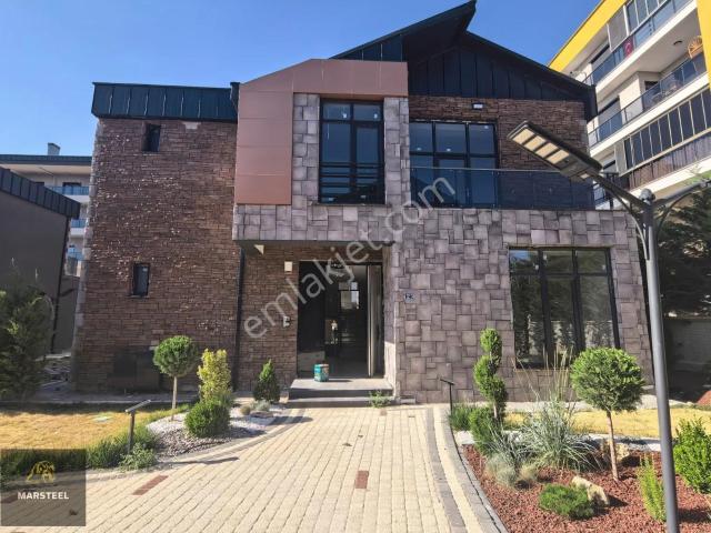 Fiyat Düştü! Yazır'da Site İçerisinde 5+1 Ultra Lüx Villa