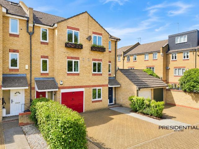 Mast House Terrace, London E14, 3 bed town house to rent, £3,250 pcm | PrimeLocation