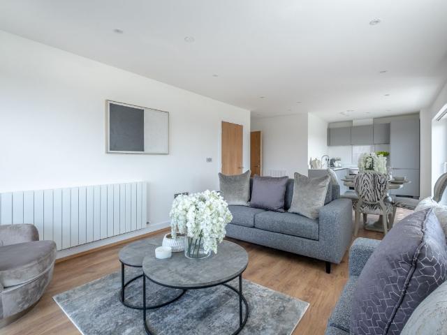 Mast Quay, London SE18, 2 bed flat to rent, £2,300 pcm | PrimeLocation