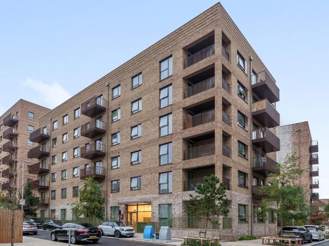 Mast Street, Barking IG11, 1 bed flat to rent, £1,585 pcm | PrimeLocation