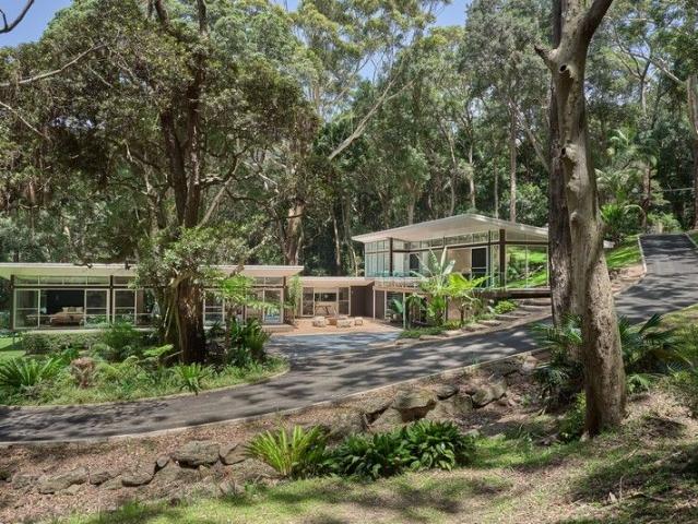 Master Craftsmanship Meets Rainforest Serenity