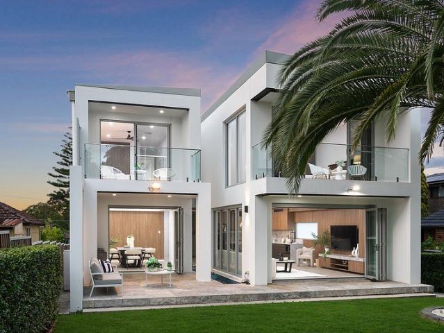 Master built family luxury in one of Ryde's best avenues