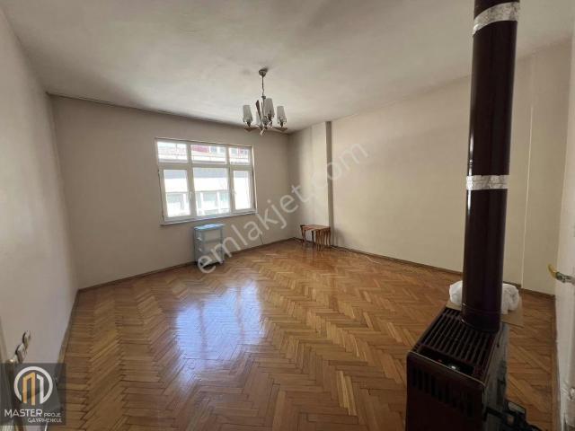 Master Proje Merkezi Konumda Tranvaya Yakın Memura Kiralık