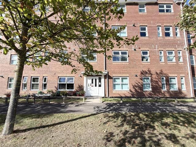 Master Road, Thornaby, Stockton On Tees 2 bed flat to rent £675 pcm £156 pw