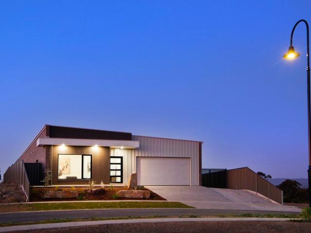 Masterpiece living with Mountain Views