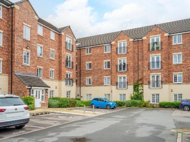 Masters Mews, College Court, Dringhouses, York YO24, 2 bed flat to rent, £1,250 pcm | PrimeLocation