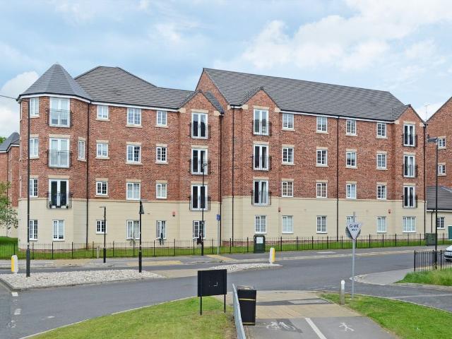 Masters Mews, Tadcaster Road, York YO24, 2 bed flat to rent, £1,200 pcm | PrimeLocation