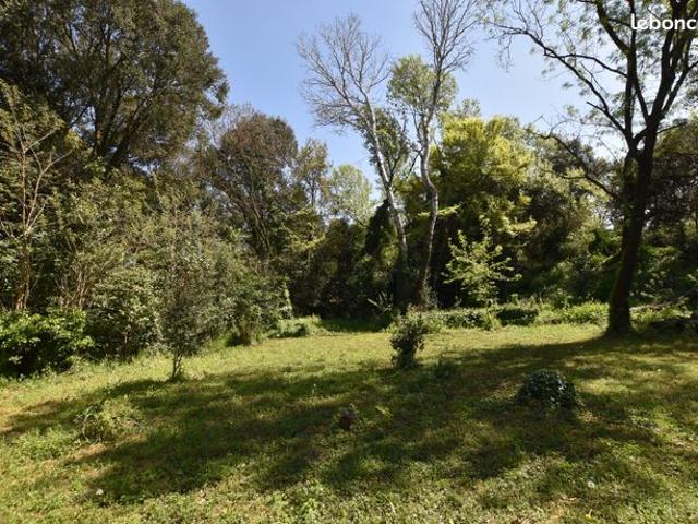 Mas 7 pièces 232 m²