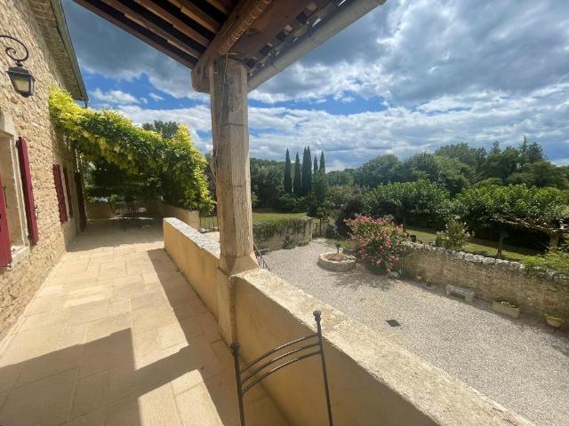 Mas À Vendre 265m² Barjac