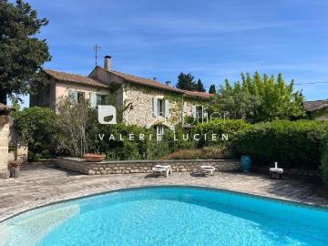 Mas authentique 450m² Châteaurenard