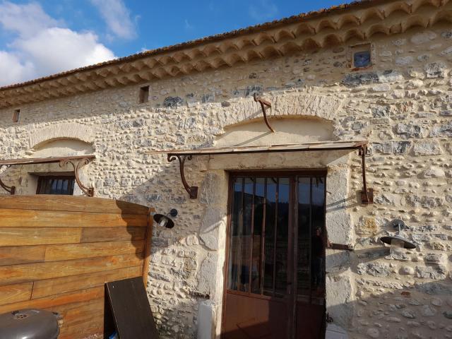 Mas avec vignobles et vues panoramiques. 600m² Anduze