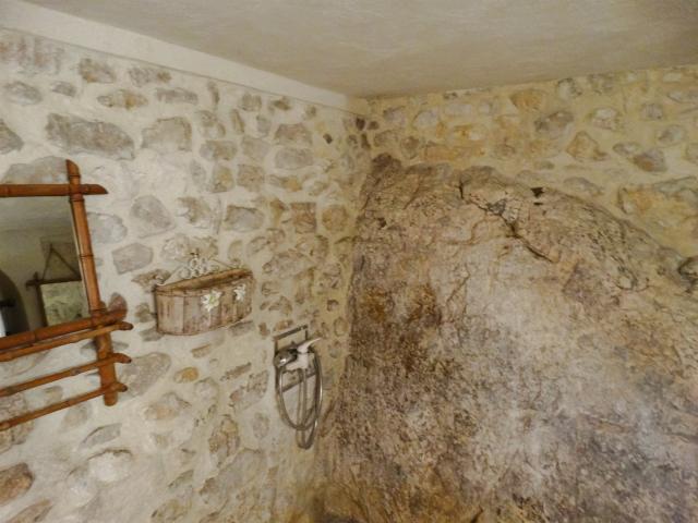 Mas avec Gîtes et Chambres d'hôtes en Ardèche sud. 230m² Viviers