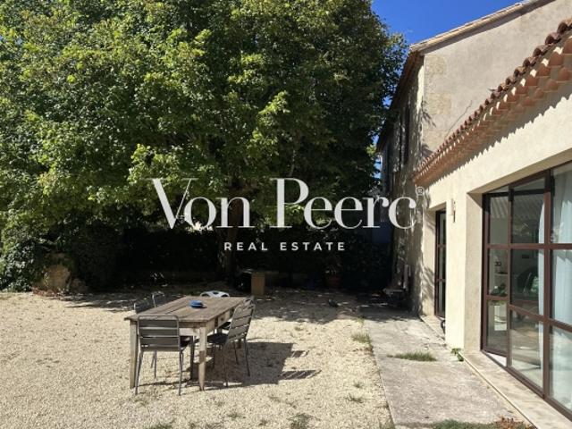 MAS AVEC JARDIN PARADOU