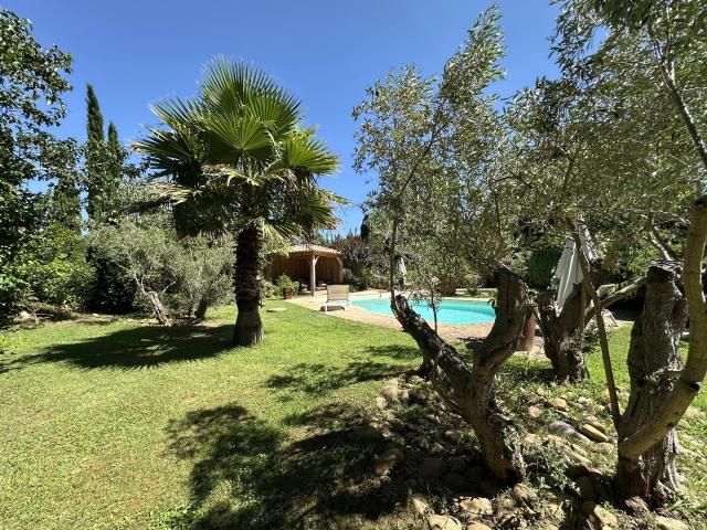 Mas D'exception A Deux Pas De Fontvielle 244m² Arles