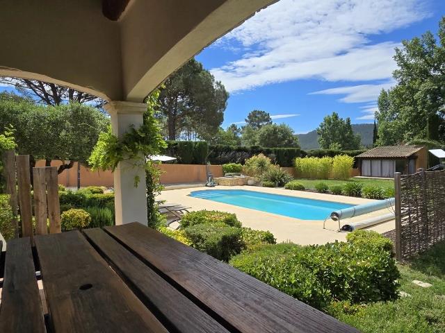 Mas de caractère au milieu des oliviers à 20 min des plages 240m² Bagnols en Forêt